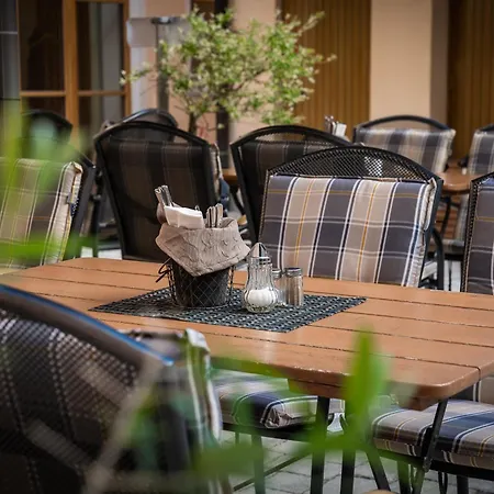 Zum Dallmayr Garni Berching