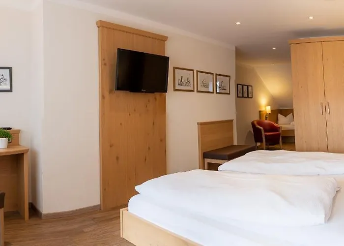 Zum Dallmayr Garni Hotel