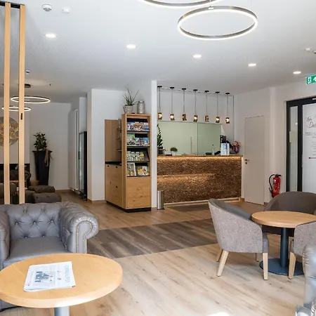 Zum Dallmayr Garni Hotel Berching
