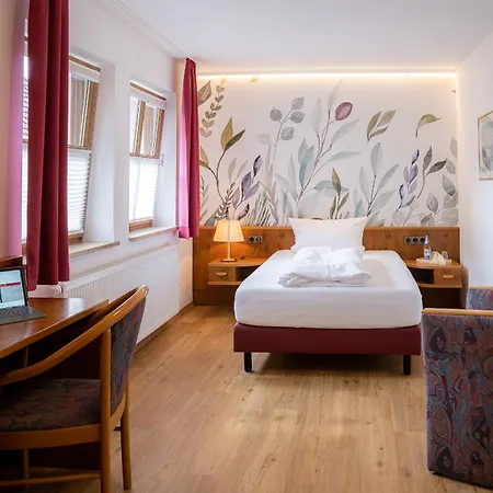 Zum Dallmayr Garni Hotel Berching