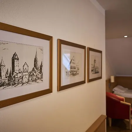 Hotel Zum Dallmayr Garni Berching