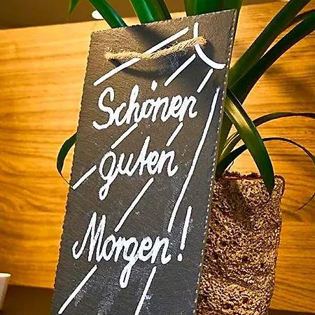 Zum Dallmayr Garni Hotel